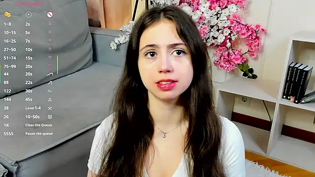 JulianaChapel online show from 09/14/25, 08:24