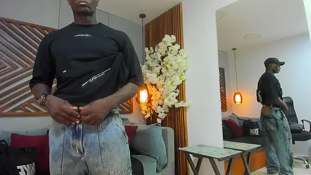 MarcusBlack  online show from 10/18/25, 03:02