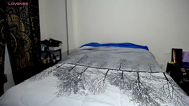 Violet Bosh online show from 11/21/25, 02:27