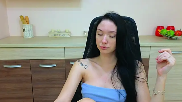 Ivanna  Rose online show from 10/28/25, 05:22