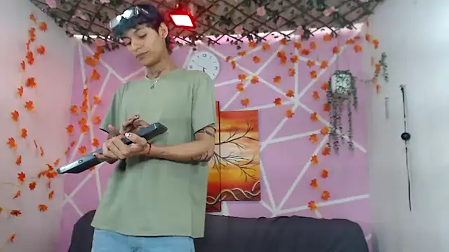 Bastian boyshot77 online show from 10/05/25, 07:45