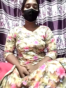 Snapshot of Rubaiya1 chatting on 10/13/25, 06:41 Rubaiya1 online show from 10/13/25, 06:41