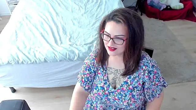 Squirt Kimm online show from 11/13/25, 10:03