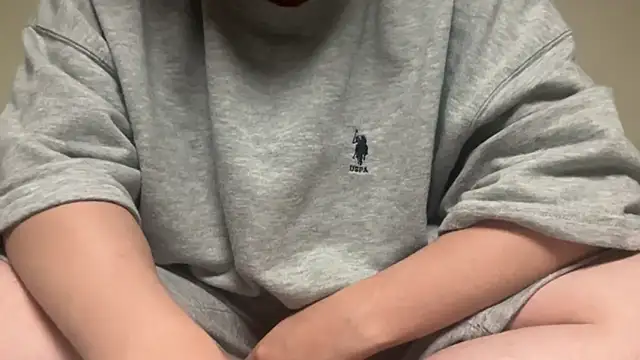 Yuta20002 online show from 10/20/25, 03:45