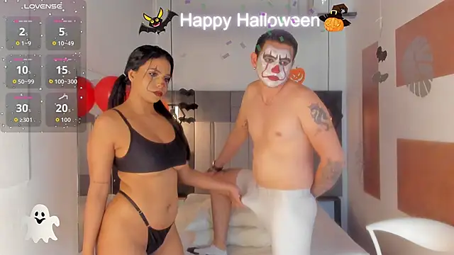 Snapshot of FreyrStone chatting on 10/31/25, 09:27 FreyrStone online show from 10/31/25, 09:27