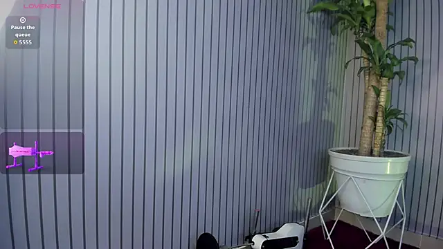 Snapshot of Im_perla_ chatting on 10/11/25, 03:06 Im perla online show from 10/11/25, 03:06