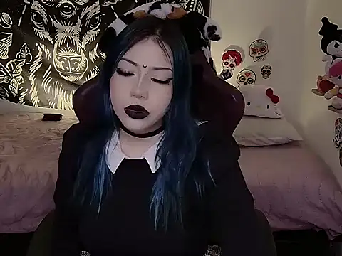 Snapshot of revenmiller_ chatting on 10/02/25, 02:13 revenmiller online show from 10/02/25, 02:13