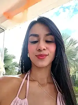 Snapshot of Juliana_Xander chatting on 11/06/25, 02:29 Juliana Xander online show from 11/06/25, 02:29