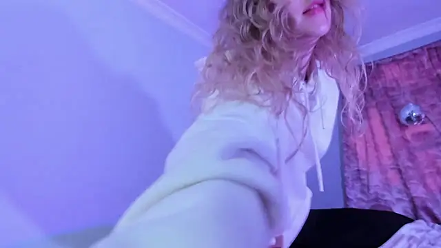 Pamela Squirtt online show from 11/05/25, 12:16