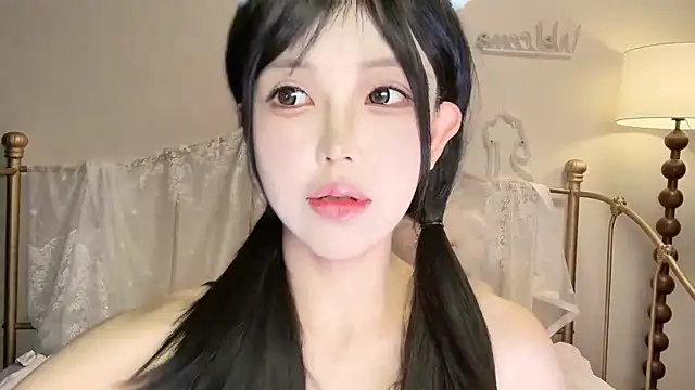 kiraa-0051 online show from 10/02/25, 04:41