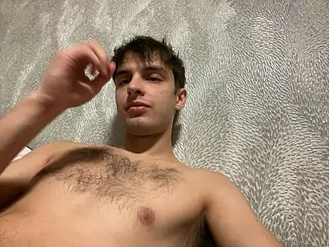 Snapshot of elliot_scott chatting on 10/16/25, 05:03 elliot scott online show from 10/16/25, 05:03