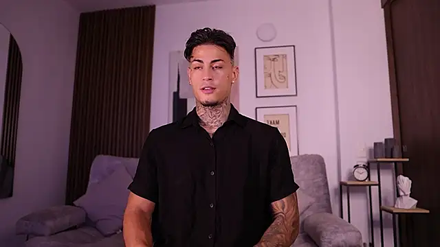 AxelVilla  online show from 09/12/25, 07:25