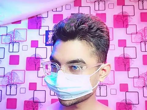 Snapshot of ChiseledCharm chatting on 11/03/25, 07:59 ChiseledCharm online show from 11/03/25, 07:59