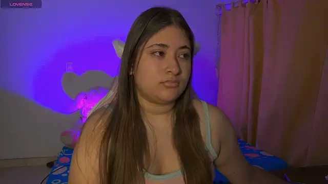 Gaby  Howards online show from 11/17/25, 05:41