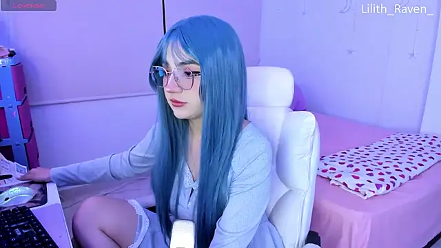 Snapshot of Lilith_Raven_ chatting on 11/07/25, 03:39 Lilith Raven online show from 11/07/25, 03:39