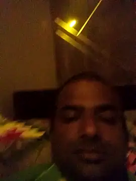 Snapshot of sree4143 chatting on 11/11/25, 12:21 sree4143 online show from 11/11/25, 12:21