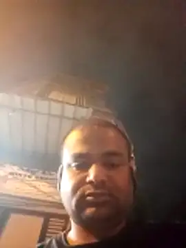 Snapshot of sree4143 chatting on 11/11/25, 01:33 sree4143 online show from 11/11/25, 01:33