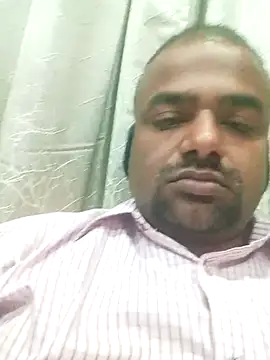 Snapshot of sree4143 chatting on 11/16/25, 03:39 sree4143 online show from 11/16/25, 03:39