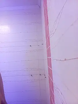 Snapshot of Fox_Roxxan chatting on 10/15/25, 01:28 Fox Roxxan online show from 10/15/25, 01:28