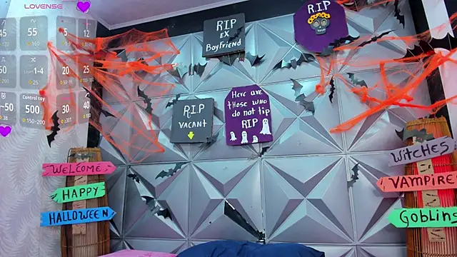 Snapshot of GreciaFox1 chatting on 10/30/25, 10:49 GreciaFox1 online show from 10/30/25, 10:49