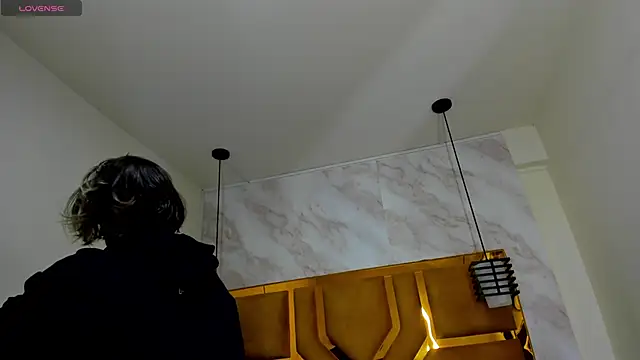 Luciifeer  online show from 10/05/25, 11:19