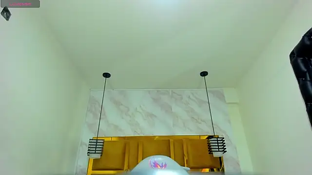 Luciifeer  online show from 10/16/25, 06:42