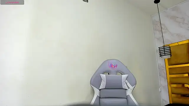 Luciifeer  online show from 10/24/25, 06:37