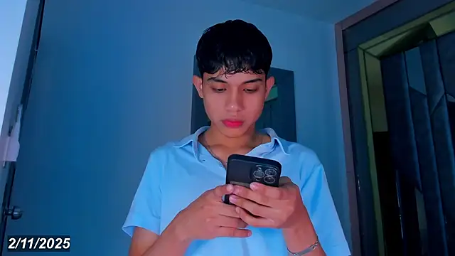 Sebax Young online show from 11/04/25, 08:52