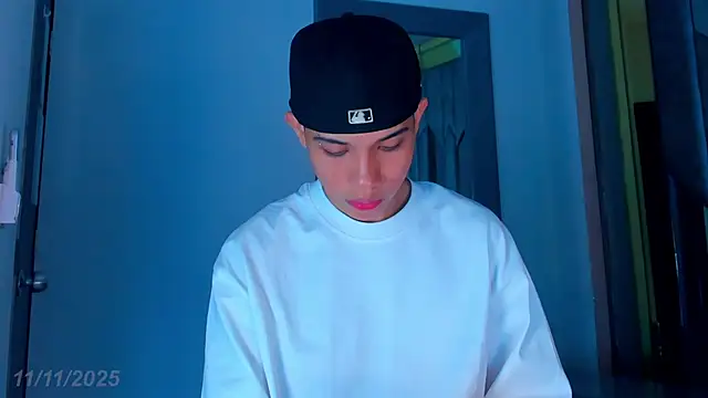 Sebax Young online show from 11/11/25, 07:58