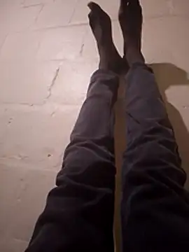 Snapshot of 92donis chatting on 10/20/25, 06:19 92donis online show from 10/20/25, 06:19