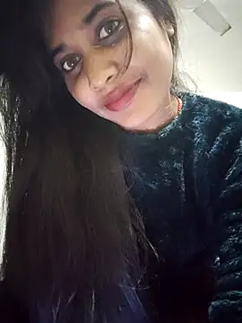 cute radhikaa online show from 11/28/25, 02:31