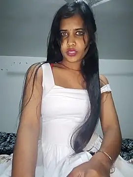 cute radhikaa online show from 12/02/25, 04:57