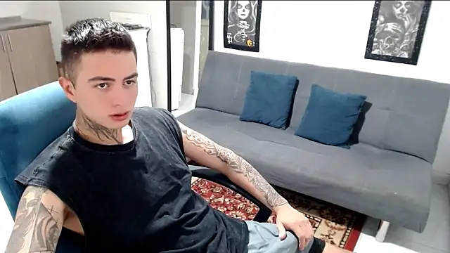 santii ss online show from 11/19/25, 11:38