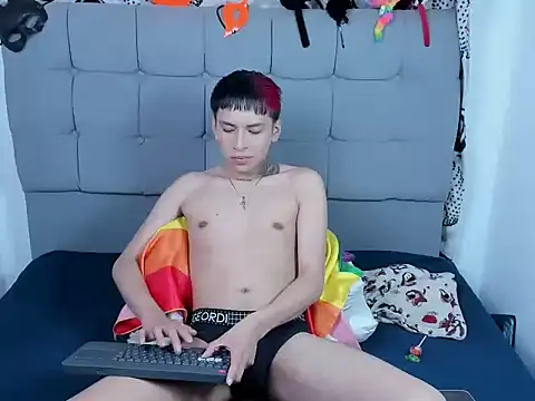 Snapshot of jake_hott1 chatting on 09/16/25, 12:55 jake hott1 online show from 09/16/25, 12:55
