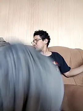 LecheDeSoya666 online show from 11/15/25, 08:49