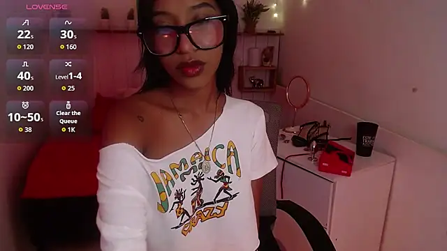 LeilaEbony online show from 09/17/25, 12:40