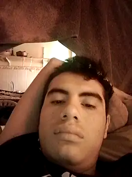 Snapshot of Ortiz3404 chatting on 10/21/25, 04:51 Ortiz3404 online show from 10/21/25, 04:51