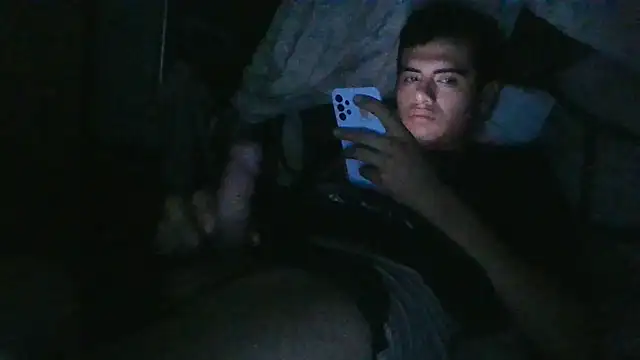 Snapshot of Ortiz3404 chatting on 10/22/25, 04:57 Ortiz3404 online show from 10/22/25, 04:57