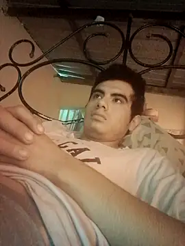 Snapshot of Ortiz3404 chatting on 11/08/25, 03:56 Ortiz3404 online show from 11/08/25, 03:56