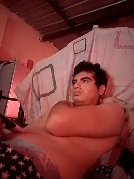 Snapshot of Ortiz3404 chatting on 11/25/25, 07:47 Ortiz3404 online show from 11/25/25, 07:47