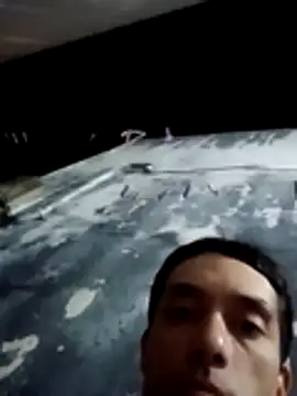 Snapshot of Adrian6986 chatting on 11/02/25, 04:37 Adrian6986 online show from 11/02/25, 04:37