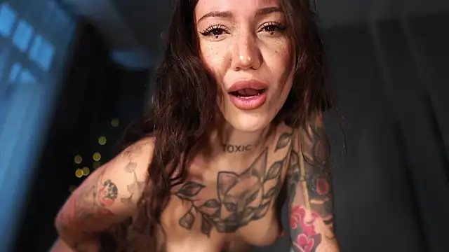 megamizuki online show from 11/19/25, 11:10