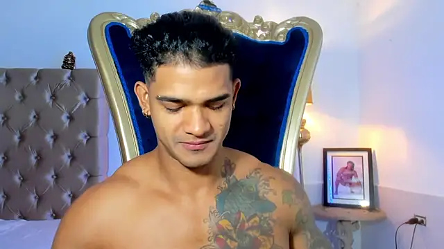 antonio  444 online show from 10/20/25, 12:16