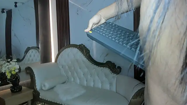 CoralieBronson online show from 10/10/25, 08:08