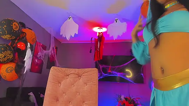 catalina hot20 online show from 10/17/25, 04:26