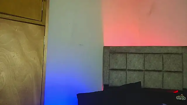 EmilyNoir1 online show from 09/16/25, 12:44