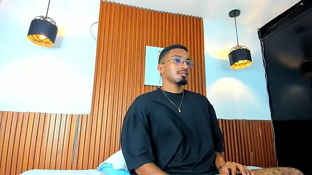 Darwin mayo online show from 10/30/25, 05:24