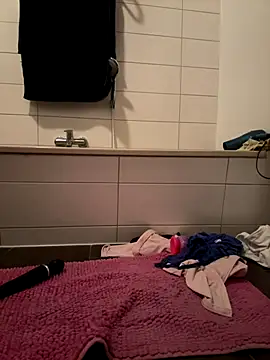 SweetTeenGirl online show from 10/31/25, 09:16