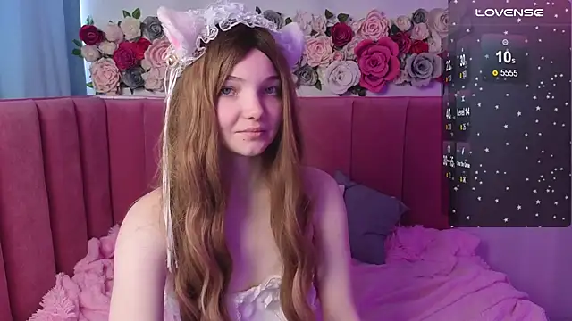 Snapshot of AnimeAlica18 chatting on 11/20/25, 08:14 AnimeAlica18 online show from 11/20/25, 08:14