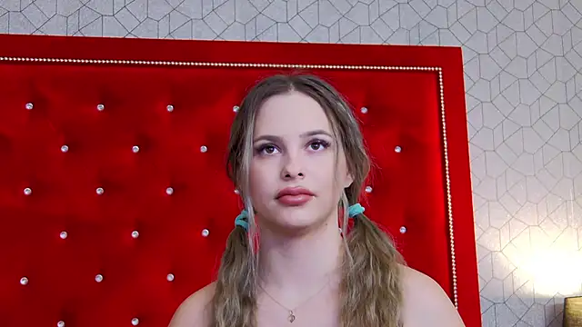 Ellsa Jean  online show from 11/21/25, 03:38